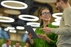 Startup Summit 2025 deve movimentar milhoes em negocios no Brasil scaled 1